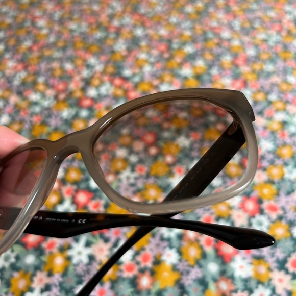 Authentic Prada Sunglasses SPR10R Color Brown Gradient/Grey Gradient - Picture 6 of 16